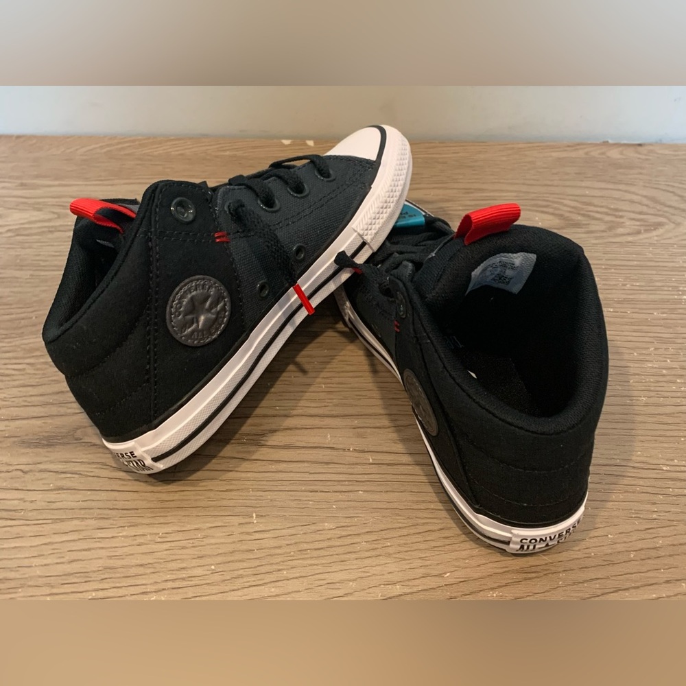 Converse Chuck Taylor All Star Axel Mid top